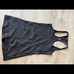 Lululemon tanks